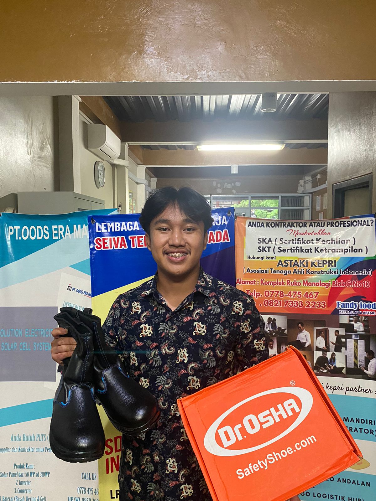 Sepatu Safety